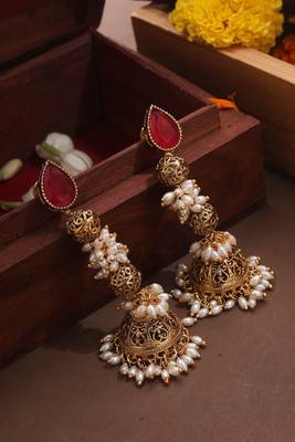 Classic Pearl Jhumki Earrings 1