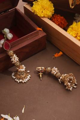 Classic Pearl Jhumki Earrings 2