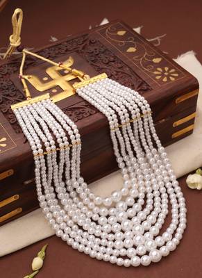Layered Pearl Necklace 1