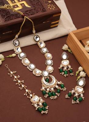 Kundan long necklace set with green beads 1