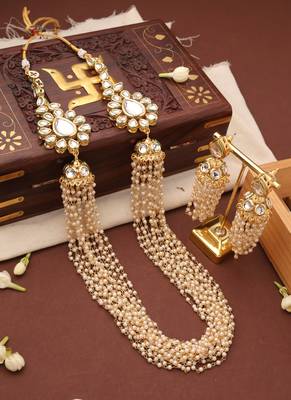 Pearl Layer Necklace with Kundan Side Pendants 1