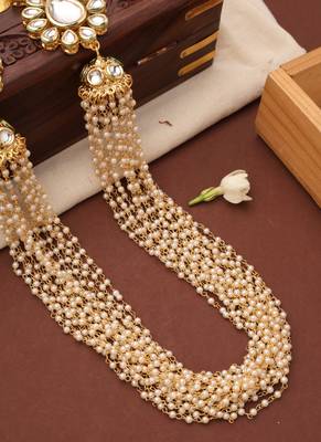 Pearl Layer Necklace with Kundan Side Pendants 3