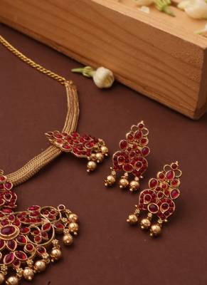 Red Stone Kemp Jewelry Necklace Set 3