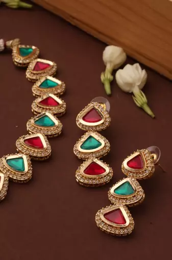 Kundan Multicolor Triangle Shape Necklace Set
