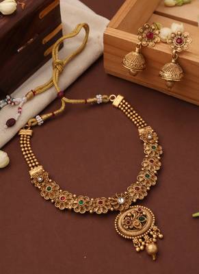 Gold Plated Temple Necklace Set with Flower Motif 1