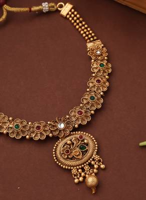 Gold Plated Temple Necklace Set with Flower Motif 2