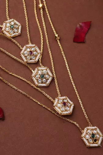 Three-Layer Necklace with Hexagon Pendants
