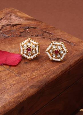 Three-Layer Necklace with Hexagon Pendants 3