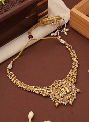 Gold Plated Temple Jewelry Necklace Set with Goddess Motif 3