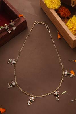Minimalistic Lotus Motif Chain 2