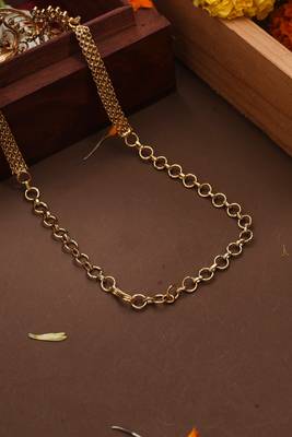Minimalistic Choker with American Stone Studded Round Pendant 3