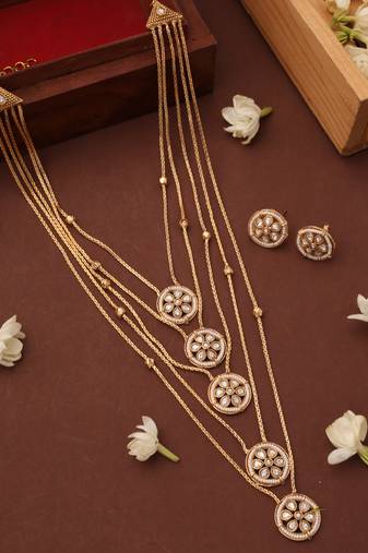 Five-Layer Necklace Set with Round Pendants and White Stones