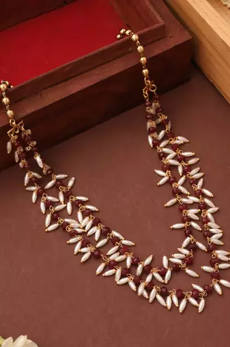 Rice Pearl Necklace with Red Beads