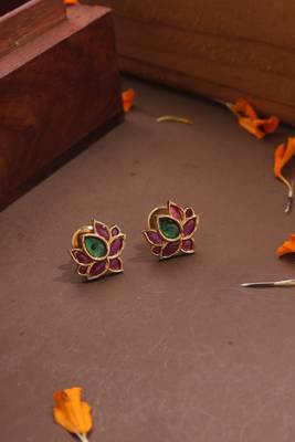 Two-Layer Necklace with Lotus Motif 5