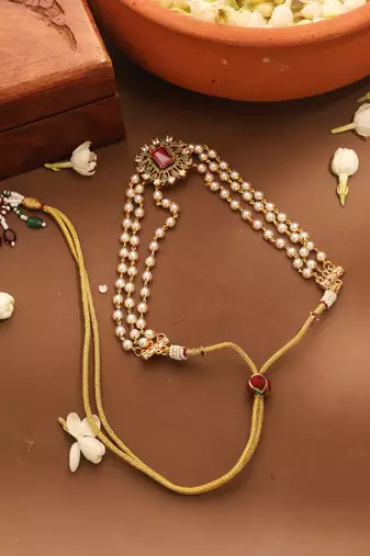 Pearl Choker with American Diamond Pendant