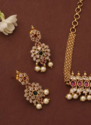 Stone Studded South Indian Style Choker 2