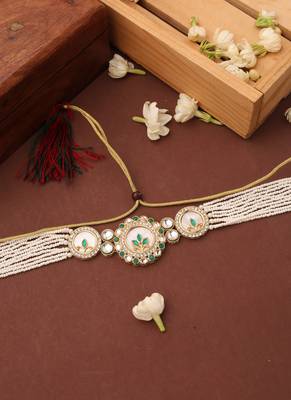 Pearl Choker with Monalisa Pendant 1