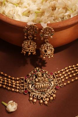 Temple Jewelry Choker with Laxmi Pendant 2