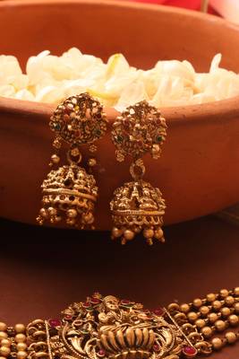 Temple Jewelry Choker with Laxmi Pendant 3