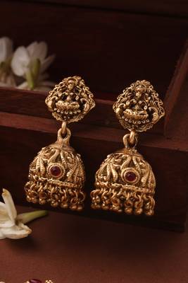 Grand Temple Jewellery Set with Lakshmi Pendant 4