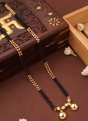 Vaati pendant mangalsutra with black and gold beaded chain 2