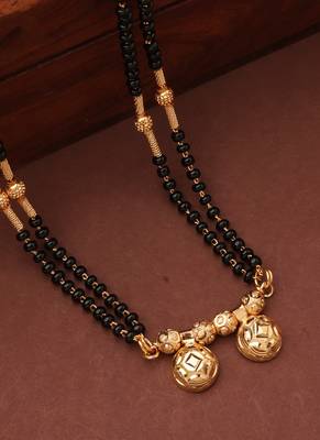 Vaati pendant mangalsutra with black and gold beaded chain 1