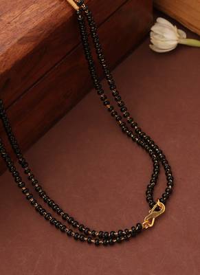 Vaati pendant mangalsutra with black and gold beaded chain 4