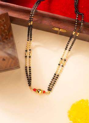 Mangalsutra with coral stone pendant and black & gold beaded chain 1