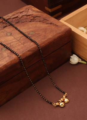 Vaati pendant mangalsutra with black and gold beaded chain 2