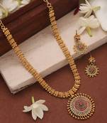 Gold plated necklace with round american diamond stone studded pendant