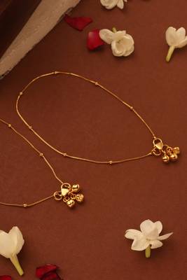 Elegant gold-plated minimalist anklet for everyday wear 3