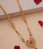 Gold plated necklace with heart shape pendant
