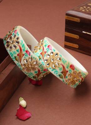 Hand-Painted Green Meenakari White Bangles 1