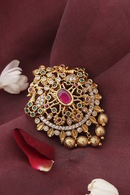 Gold-plated stone studded saree brooch 1