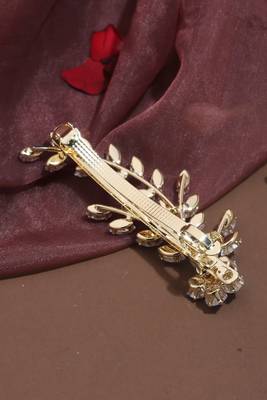 Leaf-Shaped American Diamond Hair Clip 2