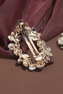 Multicolor Pearl Studded Round-Shaped Gold-Plated Hair Clip 2