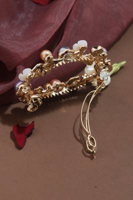 Multicolor Pearl Studded Round-Shaped Gold-Plated Hair Clip 3