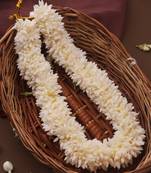 Traditional White Plastic Enamel Plated Artificial Hair Gajra