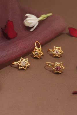 Set of 4 american diamond studded nose pins 2