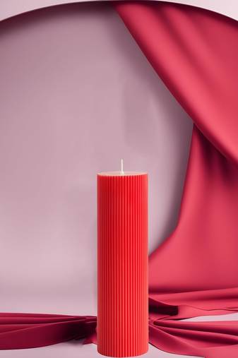 Atorakushon long soy wax pillar candle set of 2 pcs ribbed scente sparkle pillar candle (red)