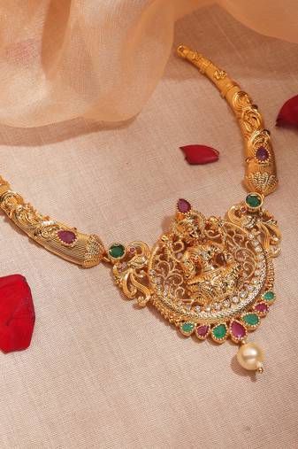 Fusion elegance gold-plated necklace set