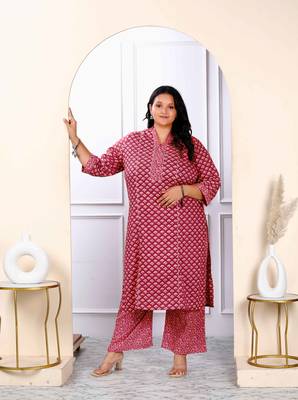 Womens plus size floral printed charming pink straight kurta with palazzo set 1