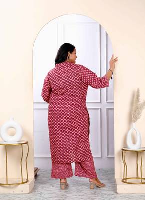 Womens plus size floral printed charming pink straight kurta with palazzo set 4