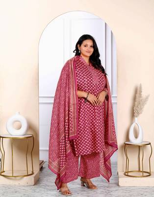 Womens plus size floral printed gota patti pink straight cotton kurta and palazzo with dupatta set 2