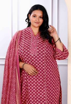 Womens plus size floral printed gota patti pink straight cotton kurta and palazzo with dupatta set 3