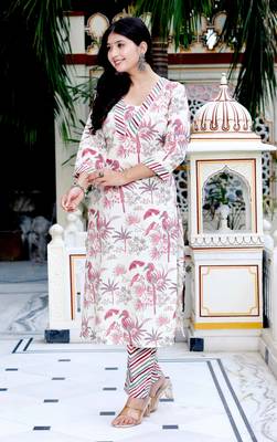 Womens cotton light pink floral printed straight pakistani style kurta and palazzo 2