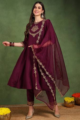 Burgundy color embroidered work silk blend kurta trousers set