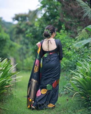 Black silk blend sarees with blouse 4