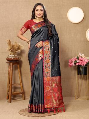 Black Color Foux Banarasi  Silk Saree With Paithani Rich Weaved Pallu And  Blouse 2