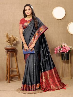 Black Color Foux Banarasi  Silk Saree With Paithani Rich Weaved Pallu And  Blouse 4